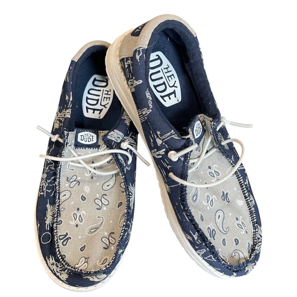 Hey Dude Wally Bandana Shoe‎ Big Girl Size 3 Navy Blue Paisley Slip On Comfort